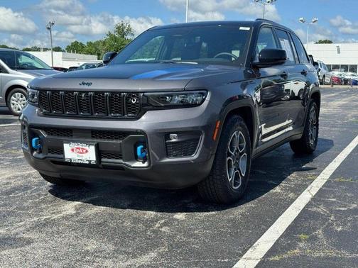 2023 Jeep Grand Cherokee 4xe Trailhawk