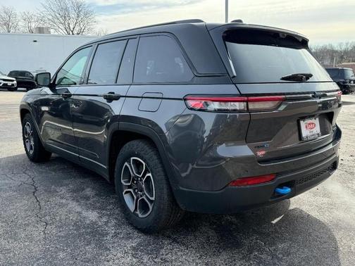 2023 Jeep Grand Cherokee 4xe Trailhawk