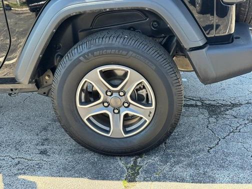 2022 Jeep Wrangler Sport