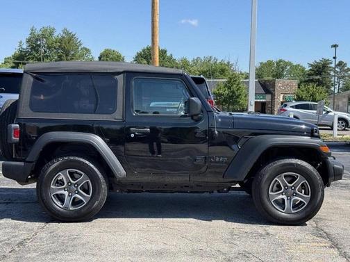 2022 Jeep Wrangler Sport