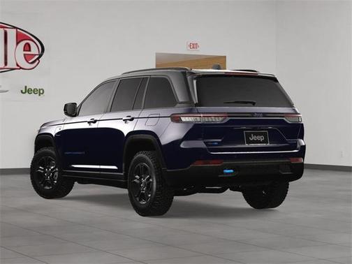 2024 Jeep Grand Cherokee 4xe Trailhawk