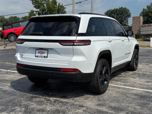2022 Jeep Grand Cherokee Altitude