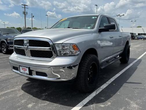2019 RAM 1500 Classic SLT