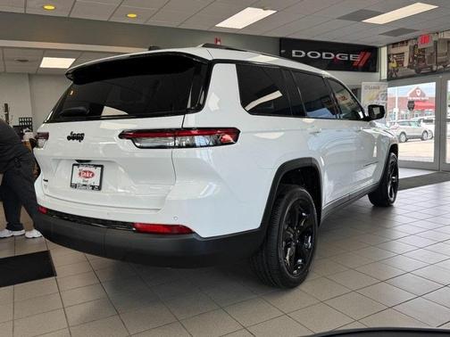 2025 Jeep Grand Cherokee L Laredo
