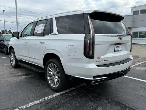 2022 Cadillac Escalade Premium Luxury