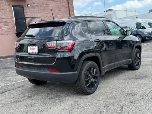 2025 Jeep Compass Latitude