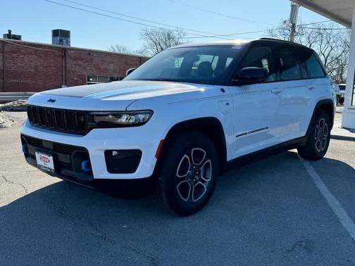 2023 Jeep Grand Cherokee 4xe Trailhawk