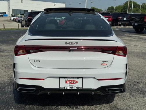2023 Kia K5 GT-Line