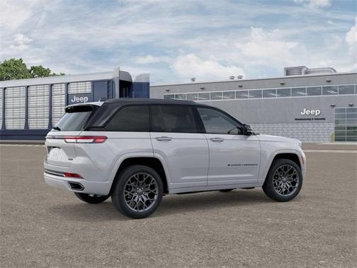 2025 Jeep Grand Cherokee Summit
