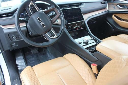 2022 Jeep Grand Cherokee Summit