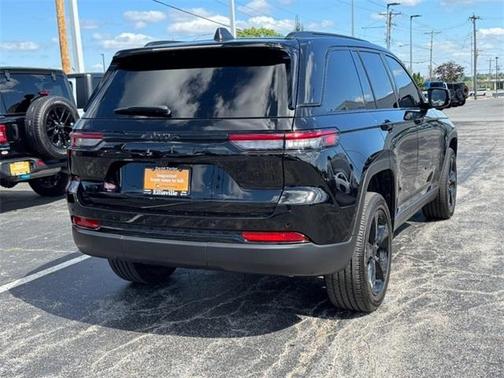 2023 Jeep Grand Cherokee Altitude
