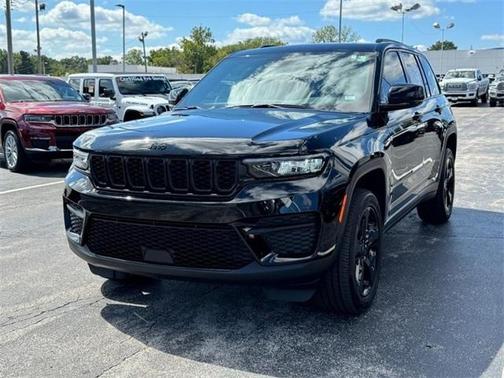 2023 Jeep Grand Cherokee Altitude