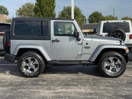 2016 Jeep Wrangler Sahara