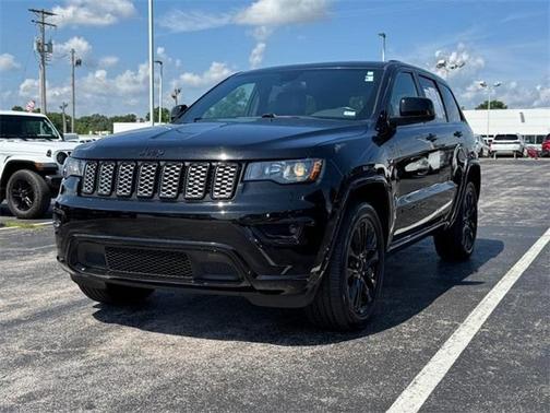 2021 Jeep Grand Cherokee Laredo X