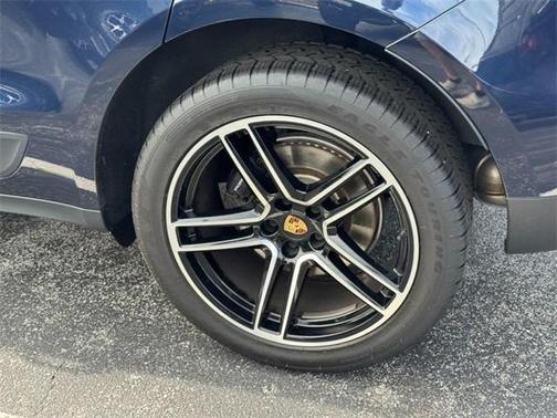2019 Porsche Macan Base