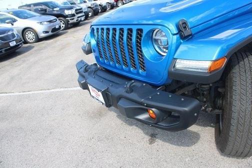 2021 Jeep Gladiator Sport