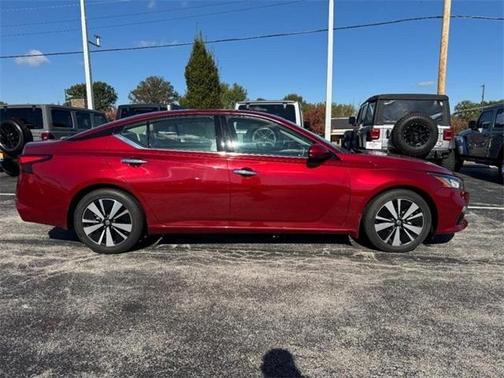 2022 Nissan Altima 2.5 SL