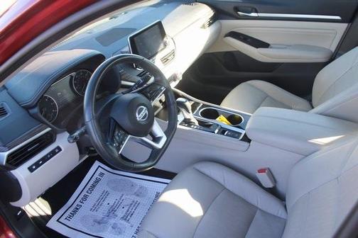 2022 Nissan Altima 2.5 SL