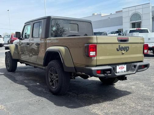 2025 Jeep Gladiator Sport