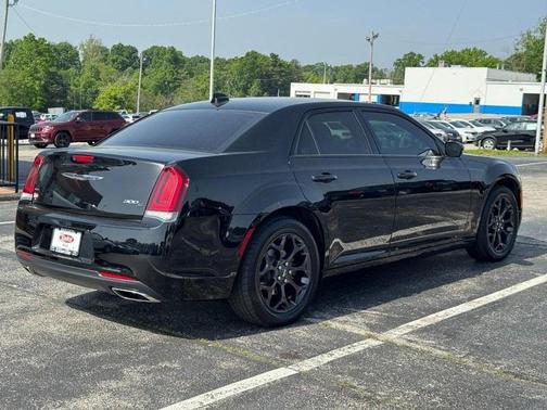 2020 Chrysler 300 S