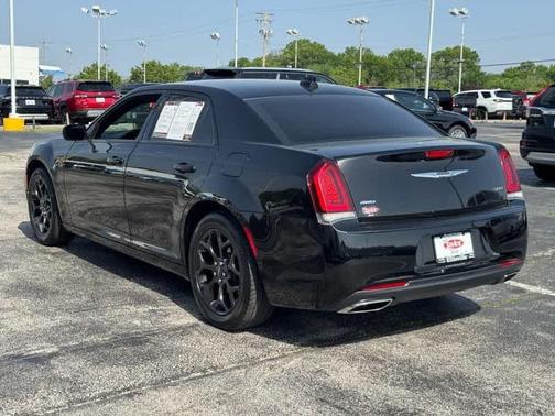 2020 Chrysler 300 S