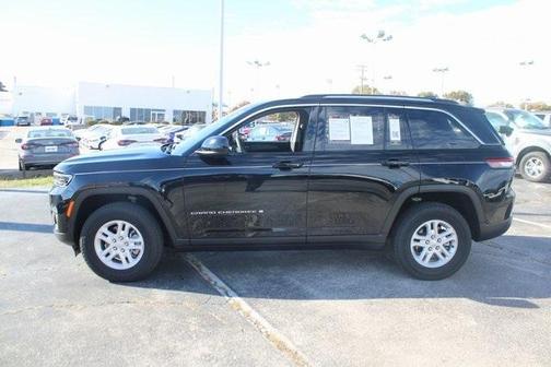 2023 Jeep Grand Cherokee Laredo