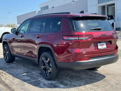 2025 Jeep Grand Cherokee L Laredo