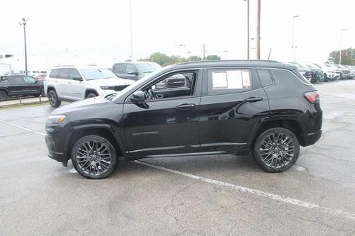 2022 Jeep Compass Altitude