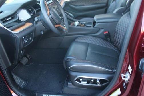 2022 Jeep Grand Cherokee 4xe Summit