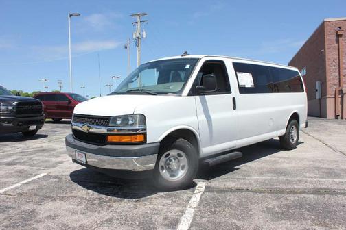 2020 Chevrolet Express 3500 LT