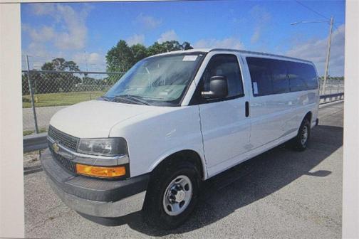 2020 Chevrolet Express 3500 LT
