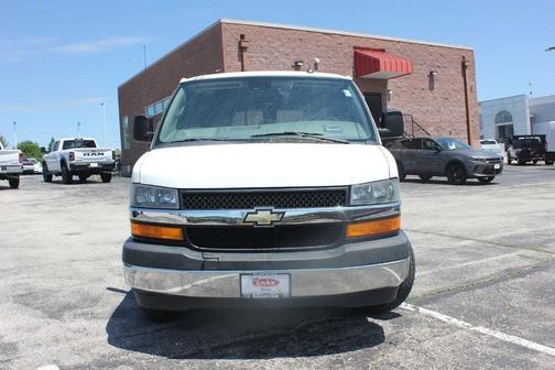 2020 Chevrolet Express 3500 LT