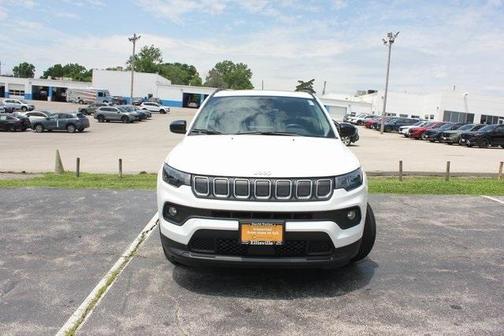 2022 Jeep Compass Latitude Lux
