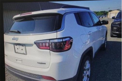 2022 Jeep Compass Latitude Lux