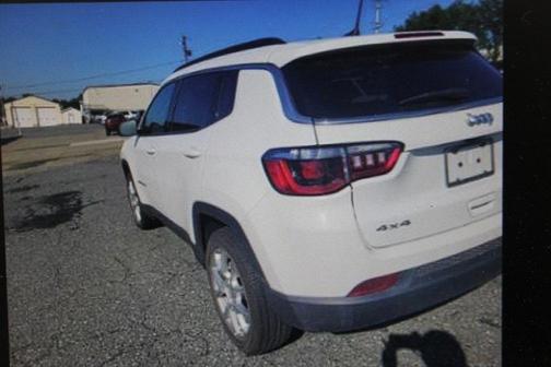 2022 Jeep Compass Latitude Lux