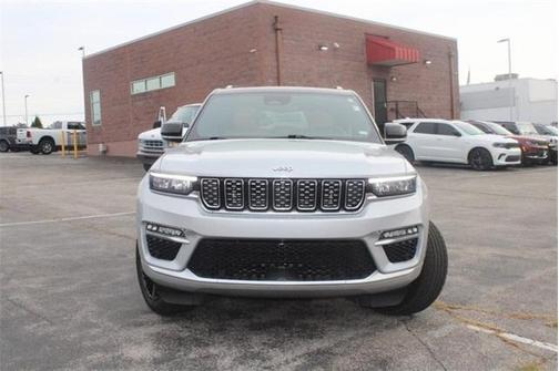 2024 Jeep Grand Cherokee Summit