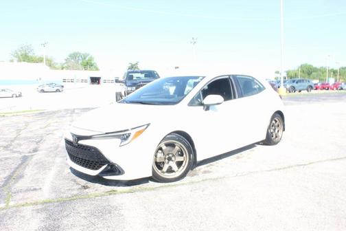 2023 Toyota Corolla Hatchback SE