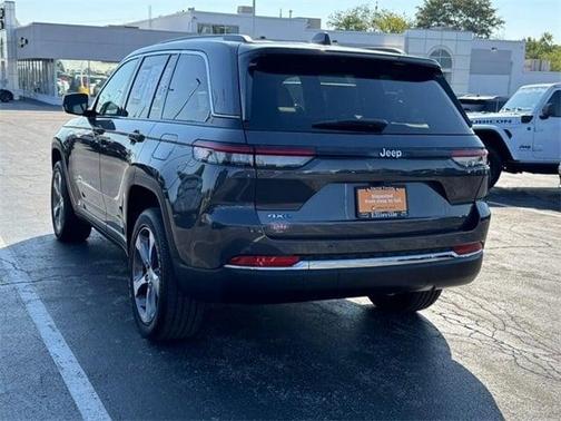 2022 Jeep Grand Cherokee 4xe Base
