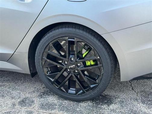 2025 Kia K5 GT