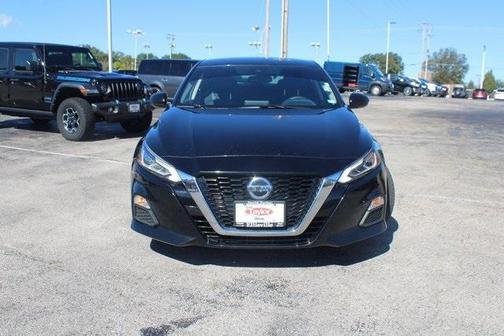 2021 Nissan Altima 2.5 SV