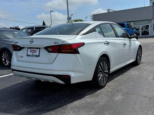 2023 Nissan Altima 2.5 SV
