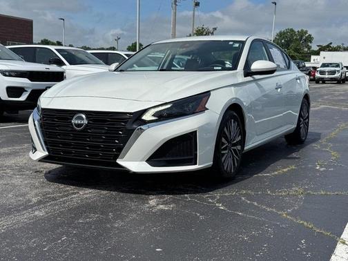 2023 Nissan Altima 2.5 SV