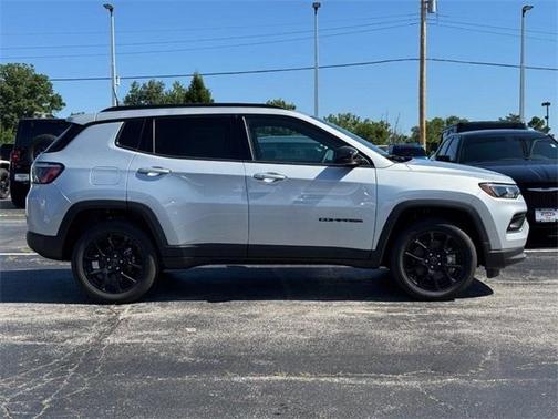 2025 Jeep Compass Latitude