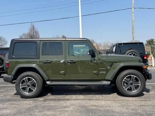 2023 Jeep Wrangler Sahara