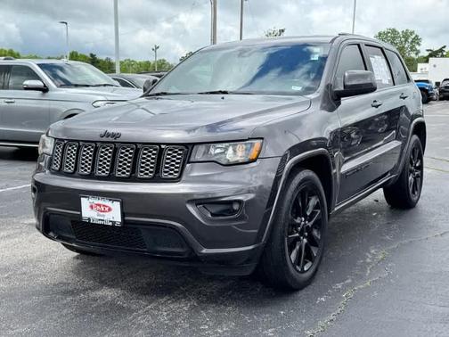 2017 Jeep Grand Cherokee Altitude
