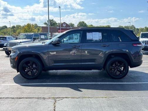 2023 Jeep Grand Cherokee Altitude