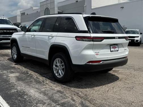 2025 Jeep Grand Cherokee Laredo X