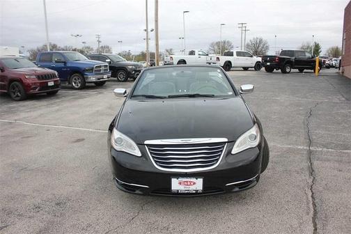 2011 Chrysler 200 Limited