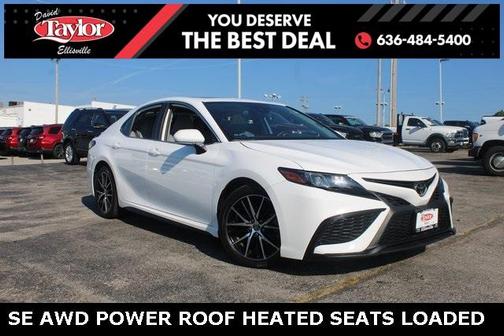 2024 Toyota Camry SE