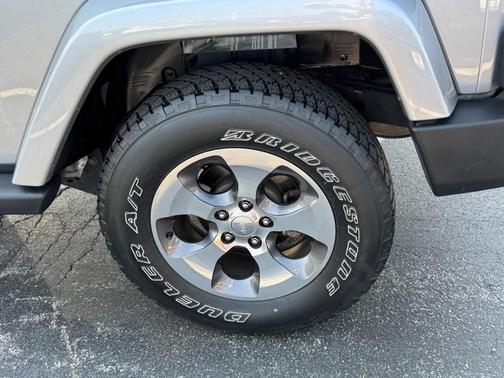 2018 Jeep Wrangler JK Sahara